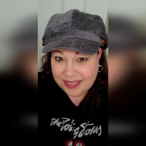 Meet your Posher, Posh